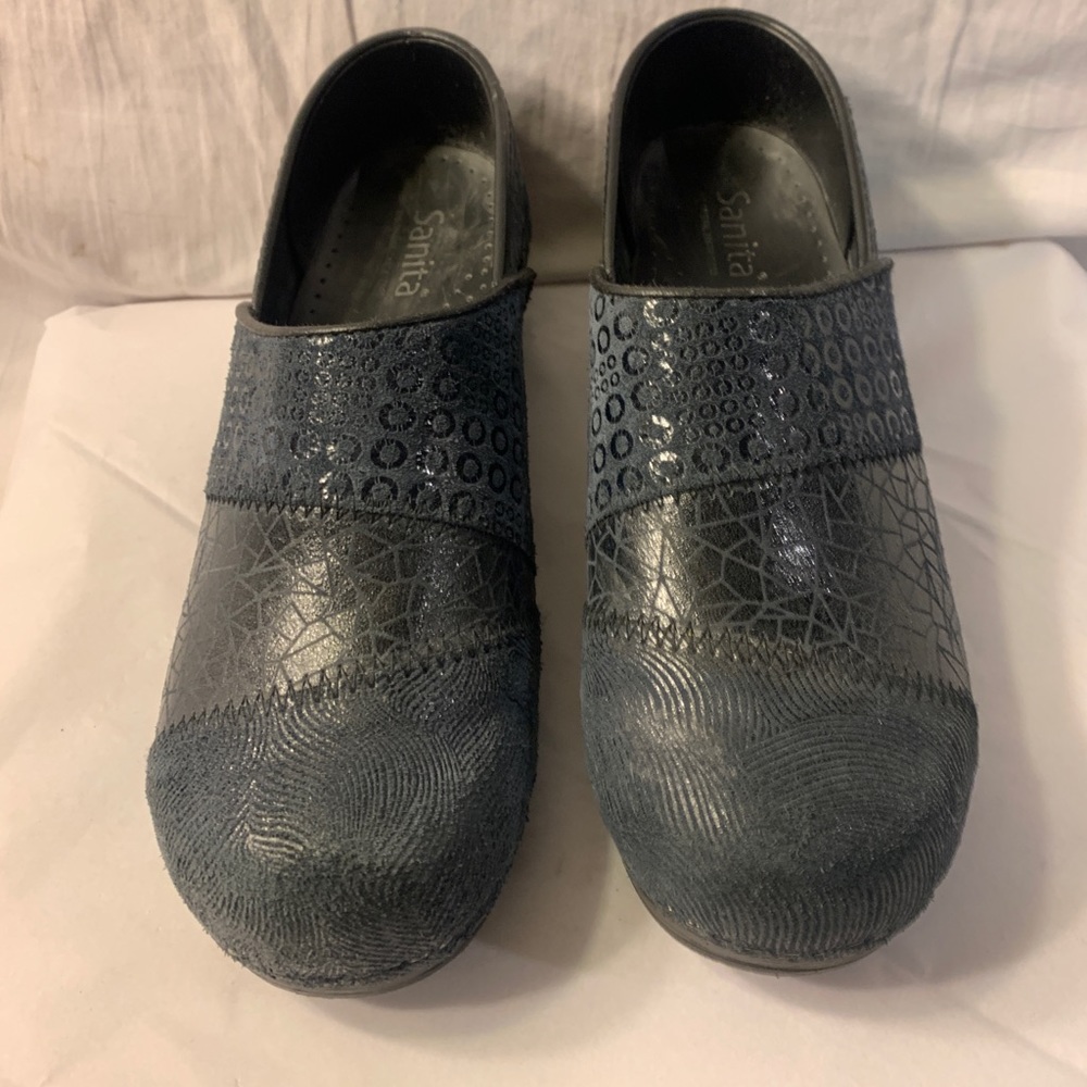 Sanita Clogs